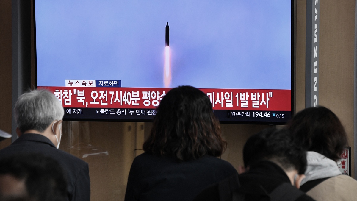 Corea del Norte lanzó un misil intercontinental y elevó la tensión  