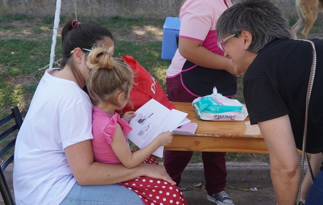 Firmat: jornada especial para sumar más niños a la Campaña Nacional de Vacunación