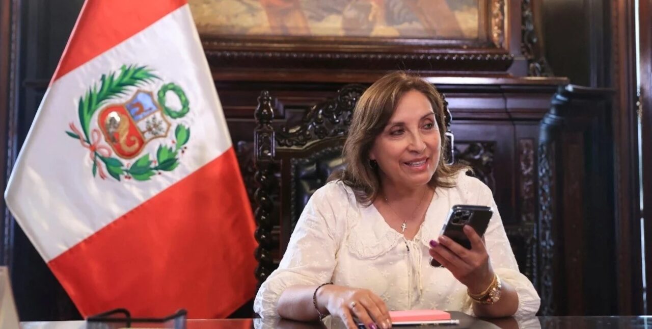 Alberto Fernández llamó a la nueva presidente de Perú