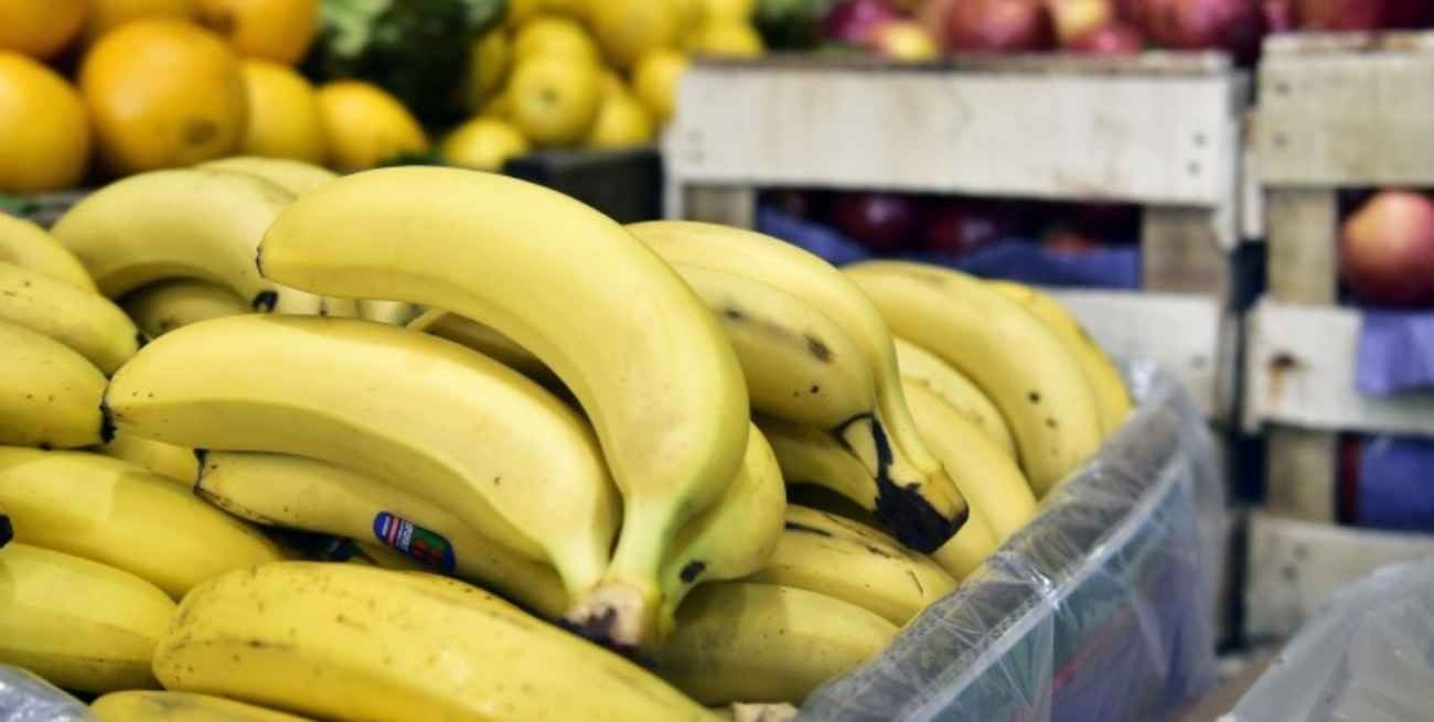 Dólar Banana: el Gobierno acordó con los importadores para que la fruta sea parte del programa “Precios Justos”