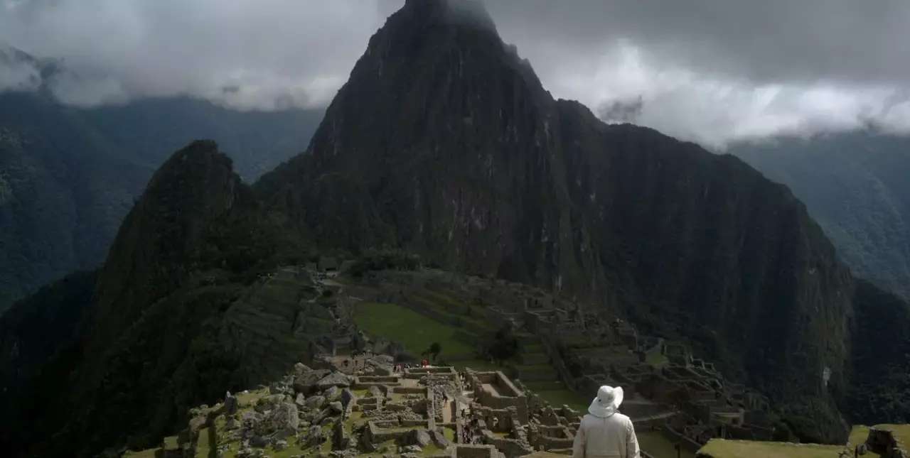 Crisis en Perú: por protestas bloquean trenes al Machu Picchu