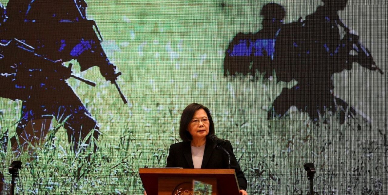 Ante las constantes amenazas de China, Taiwán amplía el servicio militar