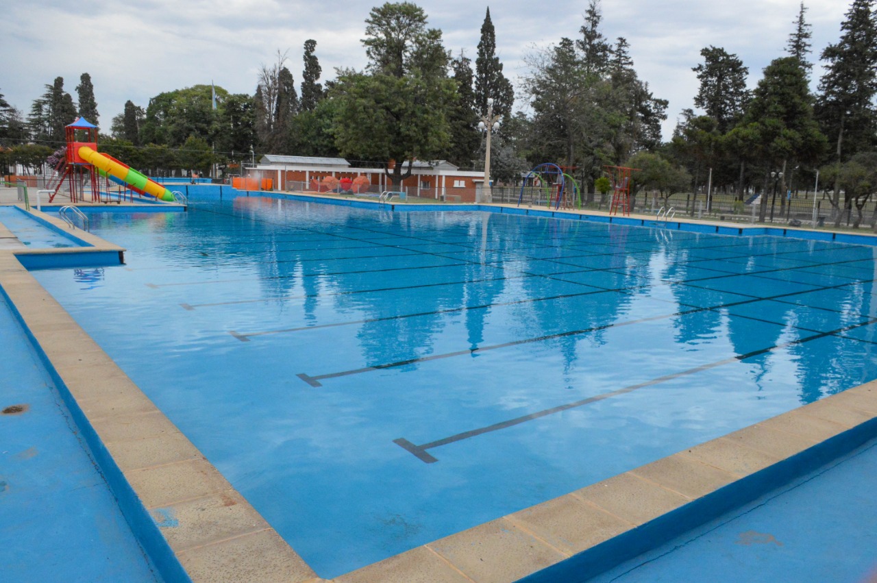 Este sábado se inaugura la temporada de verano en el natatorio del Parque Municipal
