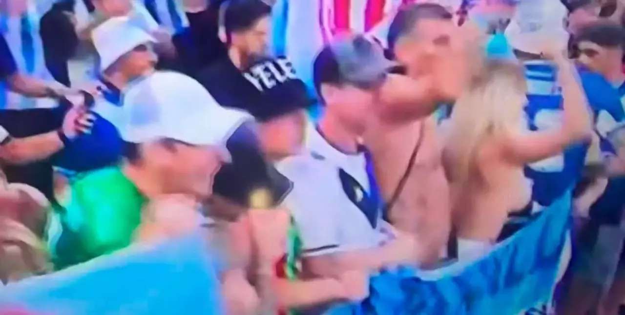 Argentina hizo topless en los festejos dentro del estadio y podría ir presa en Qatar