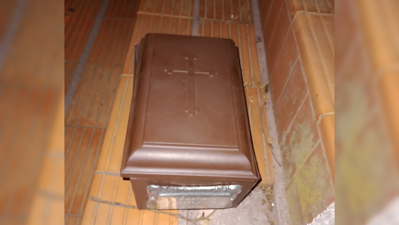 Conmoción en Rufino: encontraron un ataúd de niño al lado de una Virgen