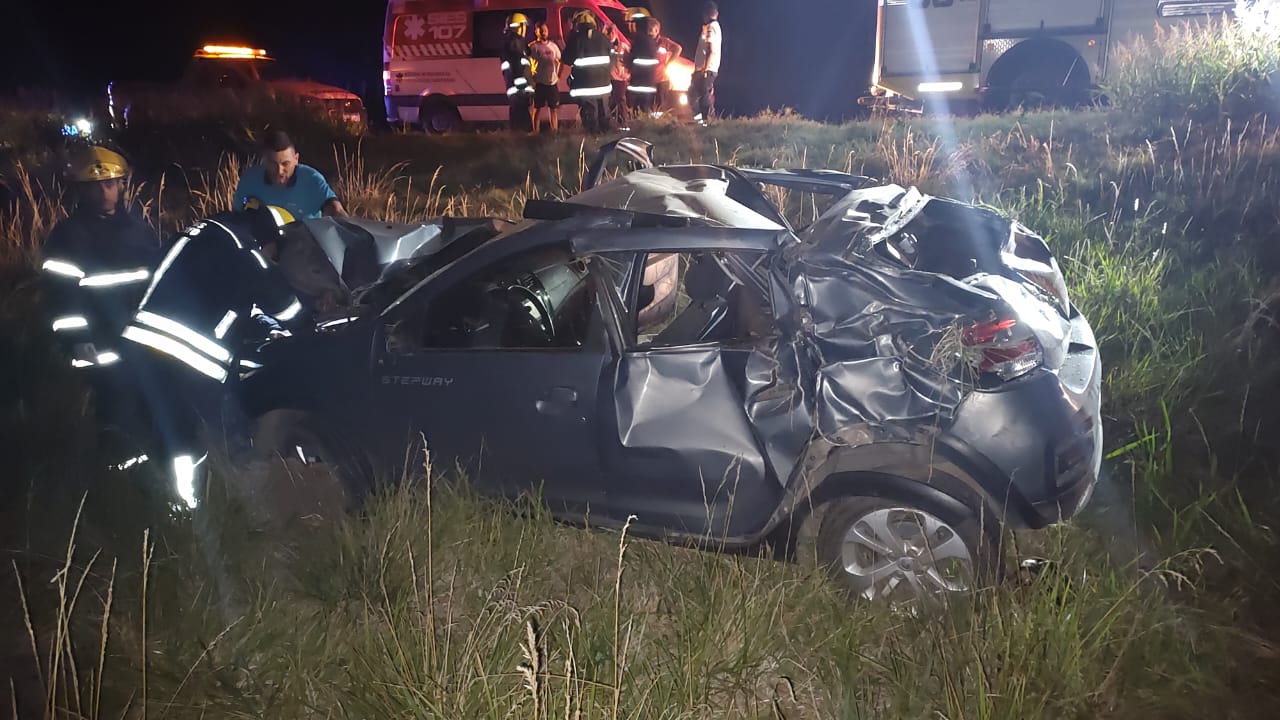 Venado Tuerto: espectacular accidente en Ruta 33