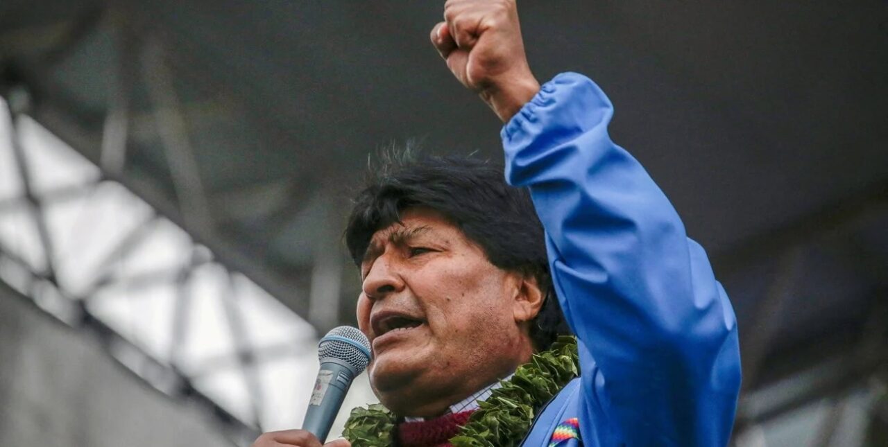 Por sus críticas a la crisis política, el Congreso de Perú declaró persona no grata a Evo Morales