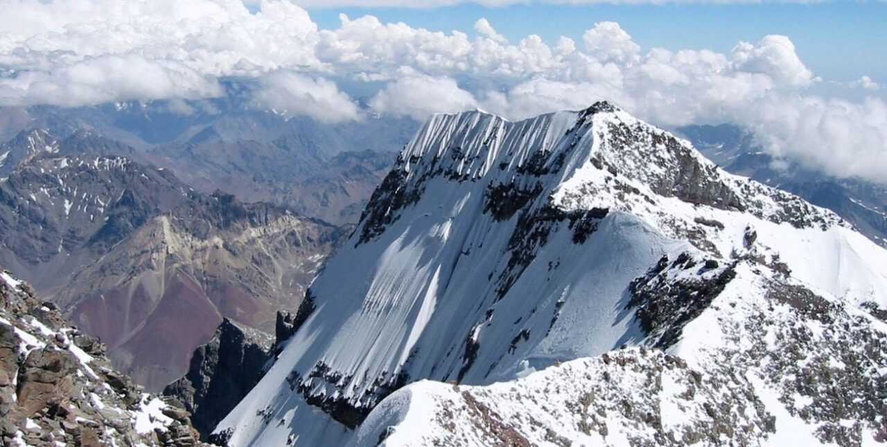 Un andinista murió cuando escalaba el Aconcagua tras una descompensación
