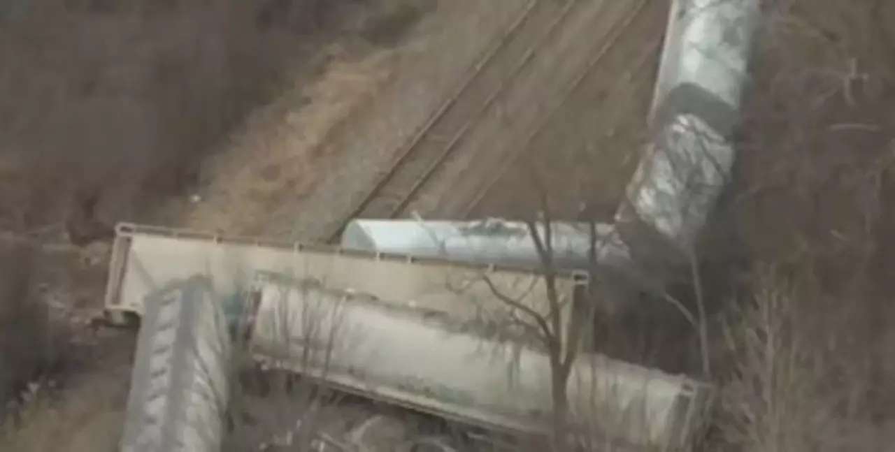 Otro tren tóxico descarriló en Estados Unidos