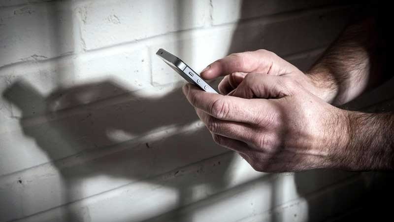 Proponen multas a detenidos y penitenciarios por el uso de teléfonos en cárceles santafesinas