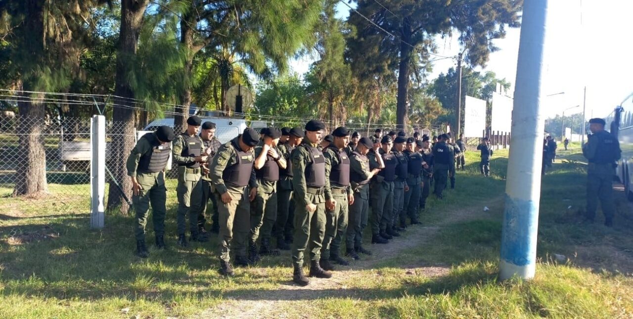 Aníbal Fernández puso en operaciones a los nuevos efectivos que refuerzan Rosario
