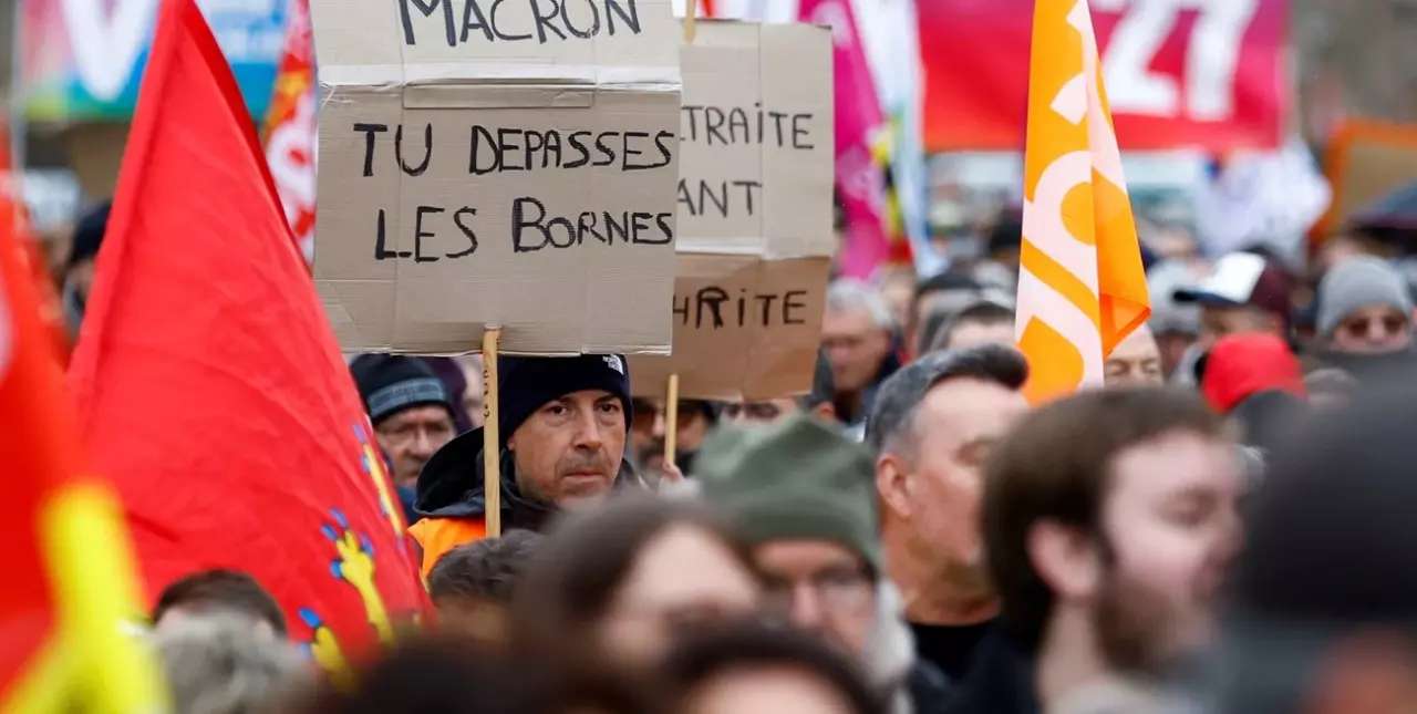 Se intensifican las protestas en Francia contra la reforma jubilatoria de Macron