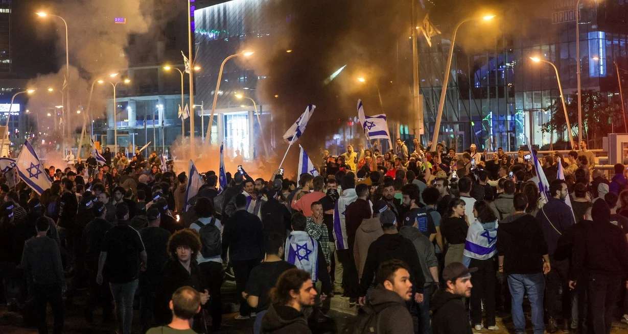 El gobierno de Israel aplazó la controvertida reforma judicial