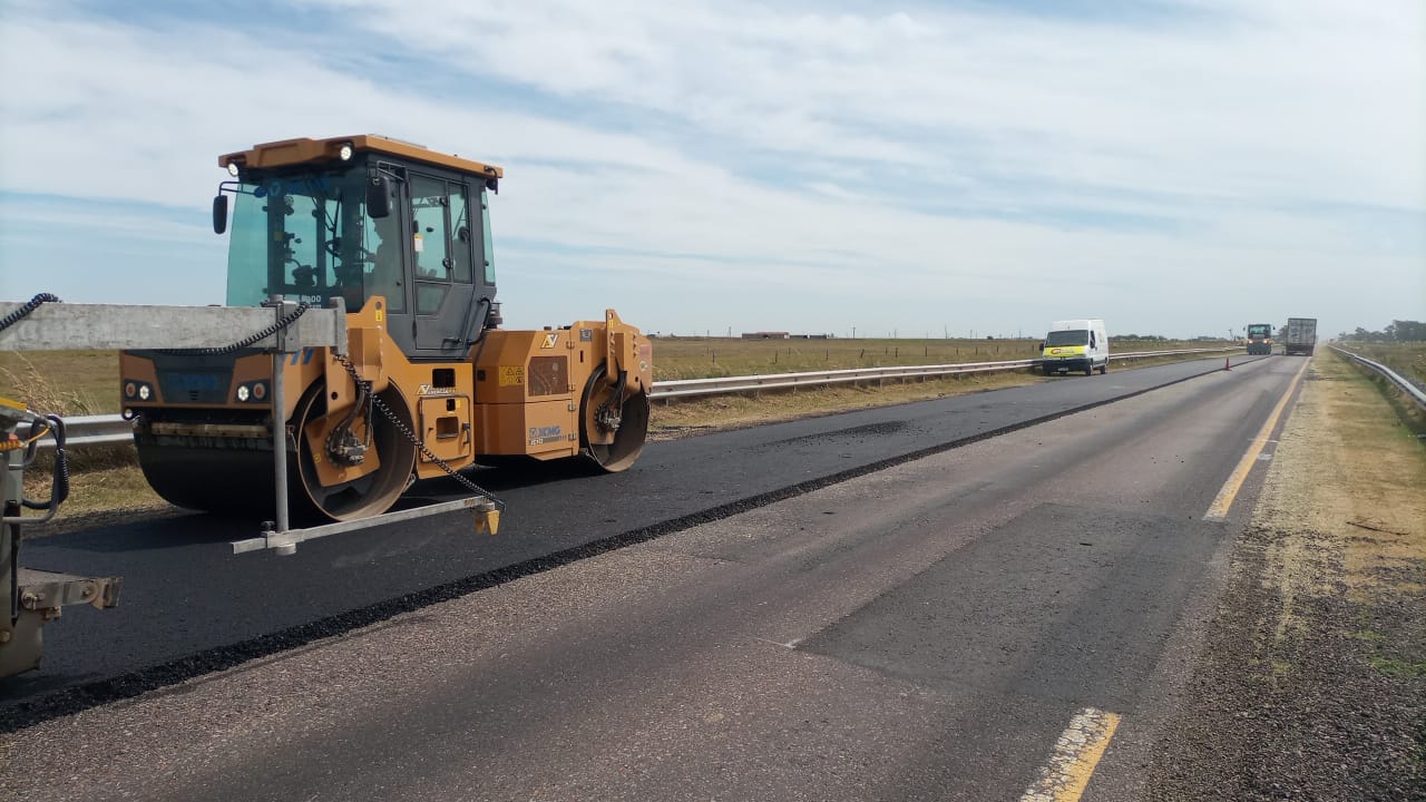 Vialidad Nacional continúa las obras en Ruta 7 entre La Picasa y Rufino 