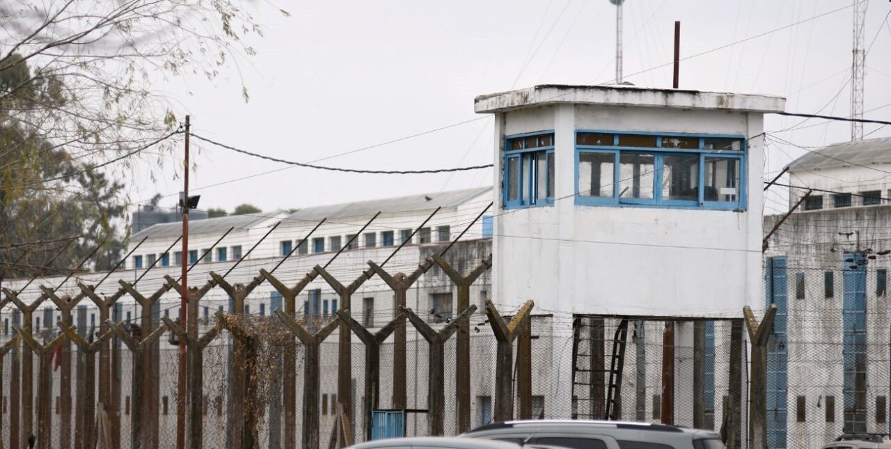 Cárcel de las Flores: cuatro heridos tras una pelea entre presos