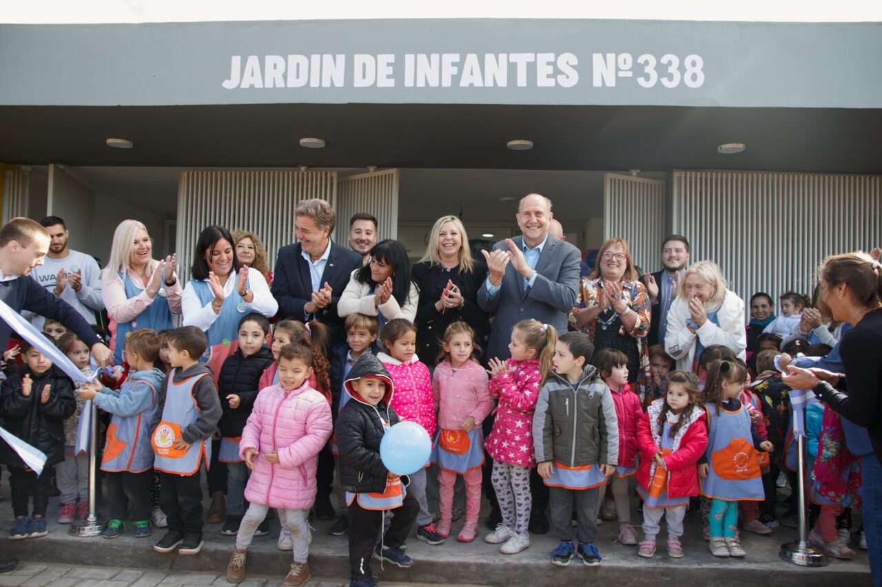 Con la presencia de Perotti, se inauguró el edificio del Jardín de Infantes N° 338 de Firmat 