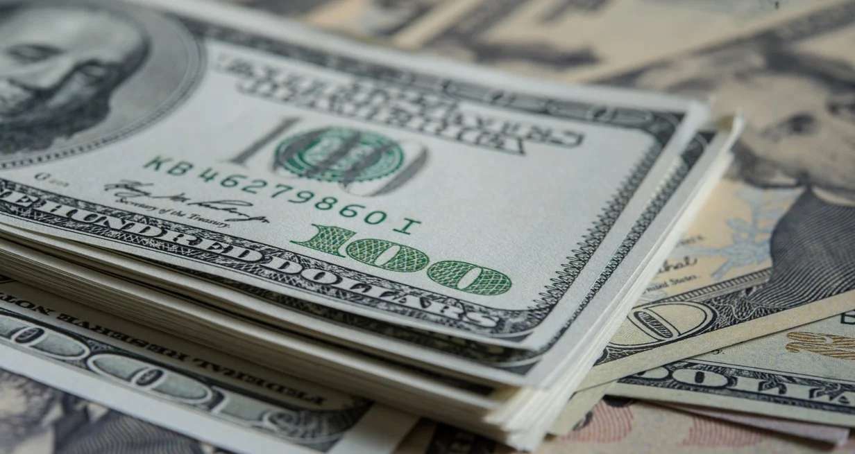 En vísperas de las primarias nacionales, el dólar blue llegó a $600