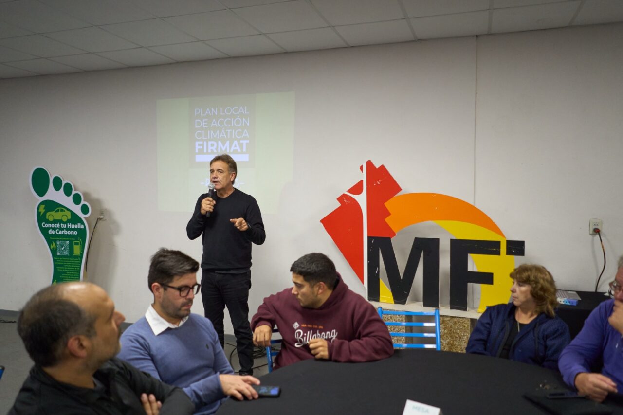 Firmat: Maximino dio inicio a mesas de diálogos