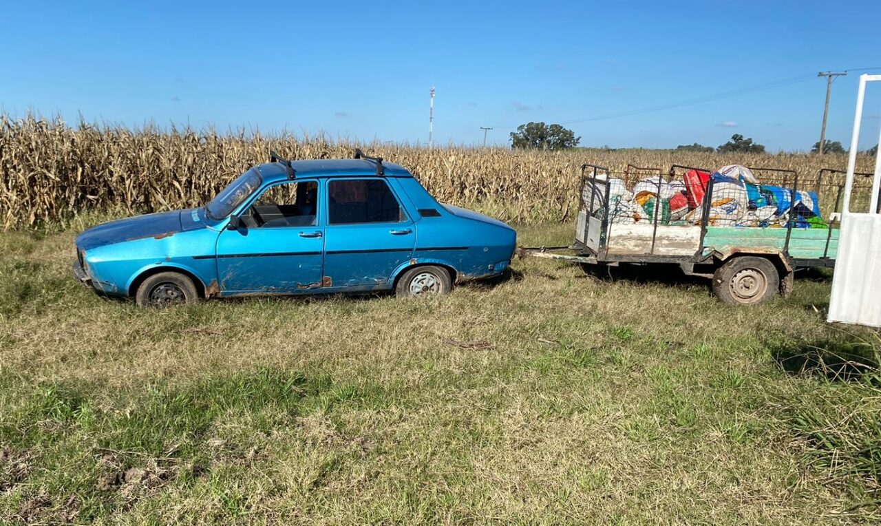 Tres hombres detenidos por robar maíz en zona rural de Villa Cañás