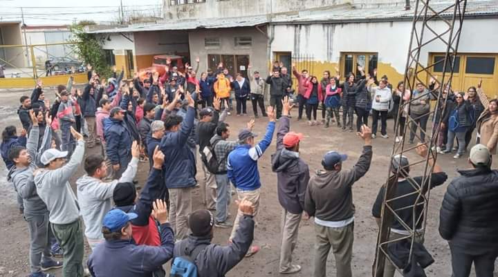 Rufino: tras 22 días de paro, sigue el conflicto entre municipales y Ejecutivo