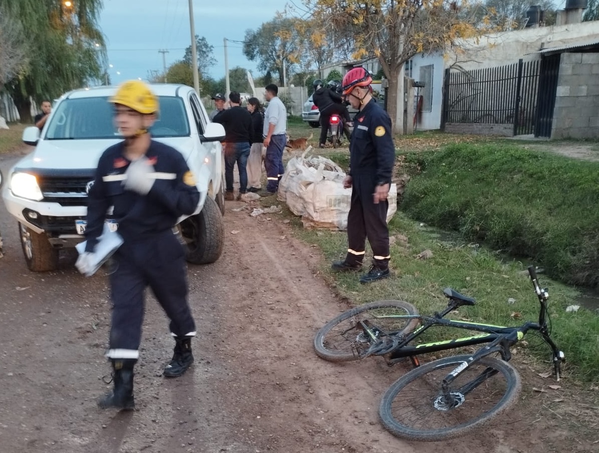 Venado Tuerto: ciclista lesionada al chocar con una camioneta