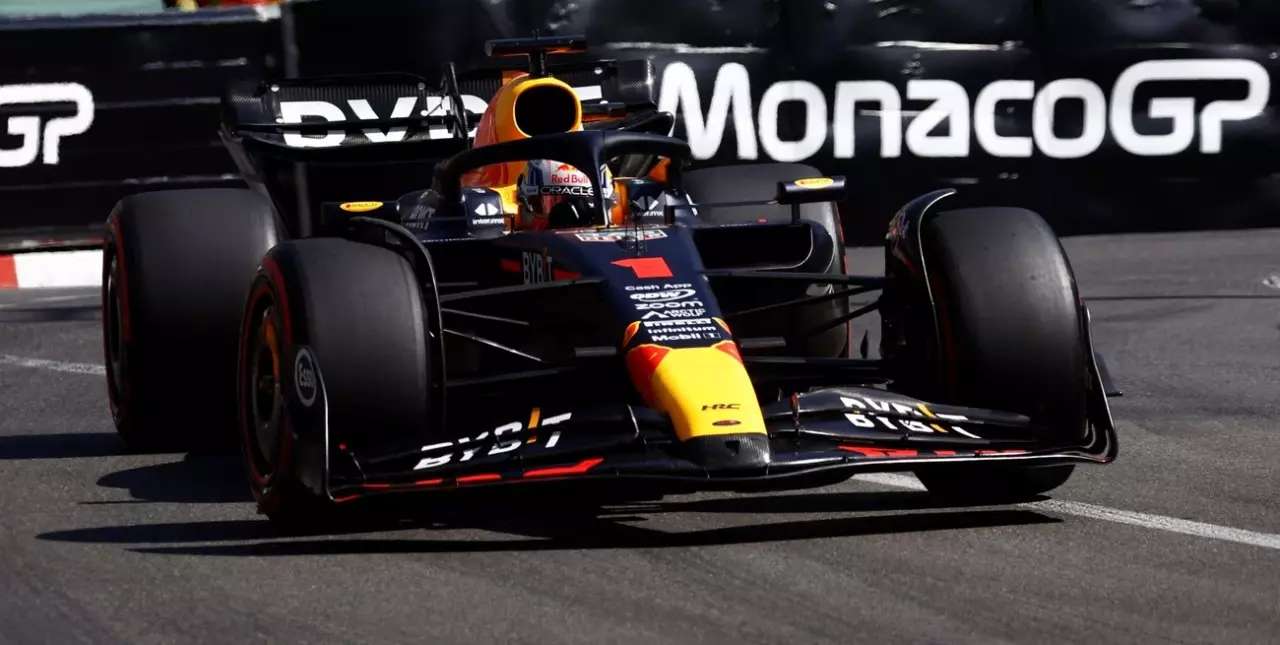 Verstappen consiguió la “pole” y larga primero en el GP de Mónaco