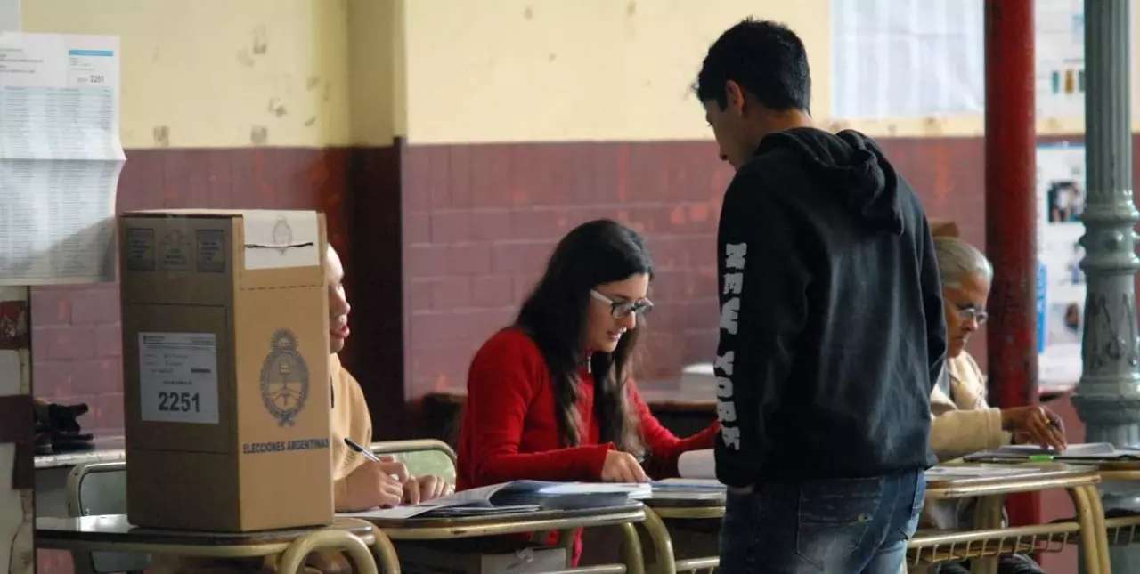 Los padrones de Santa Fe incluirán a jóvenes de 16 y 17, pero aún no saben si podrán votar