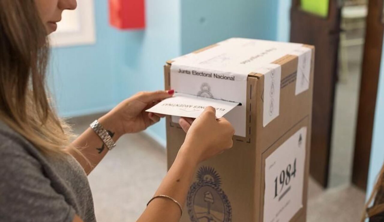 El Tribunal Electoral habilitó el voto para jóvenes de 16 y 17 años en la provincia de Santa Fe