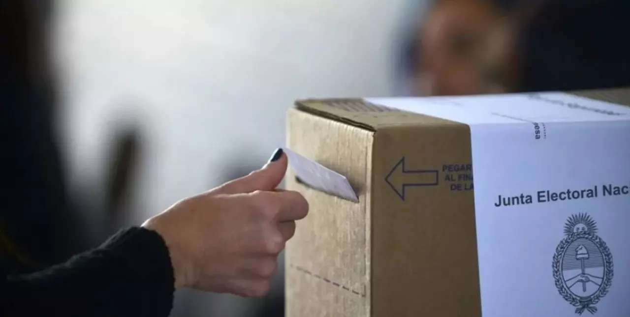 Se llevan a cabo elecciones en Tucumán, San Luis, Mendoza y Corrientes: ¿qué votan?
