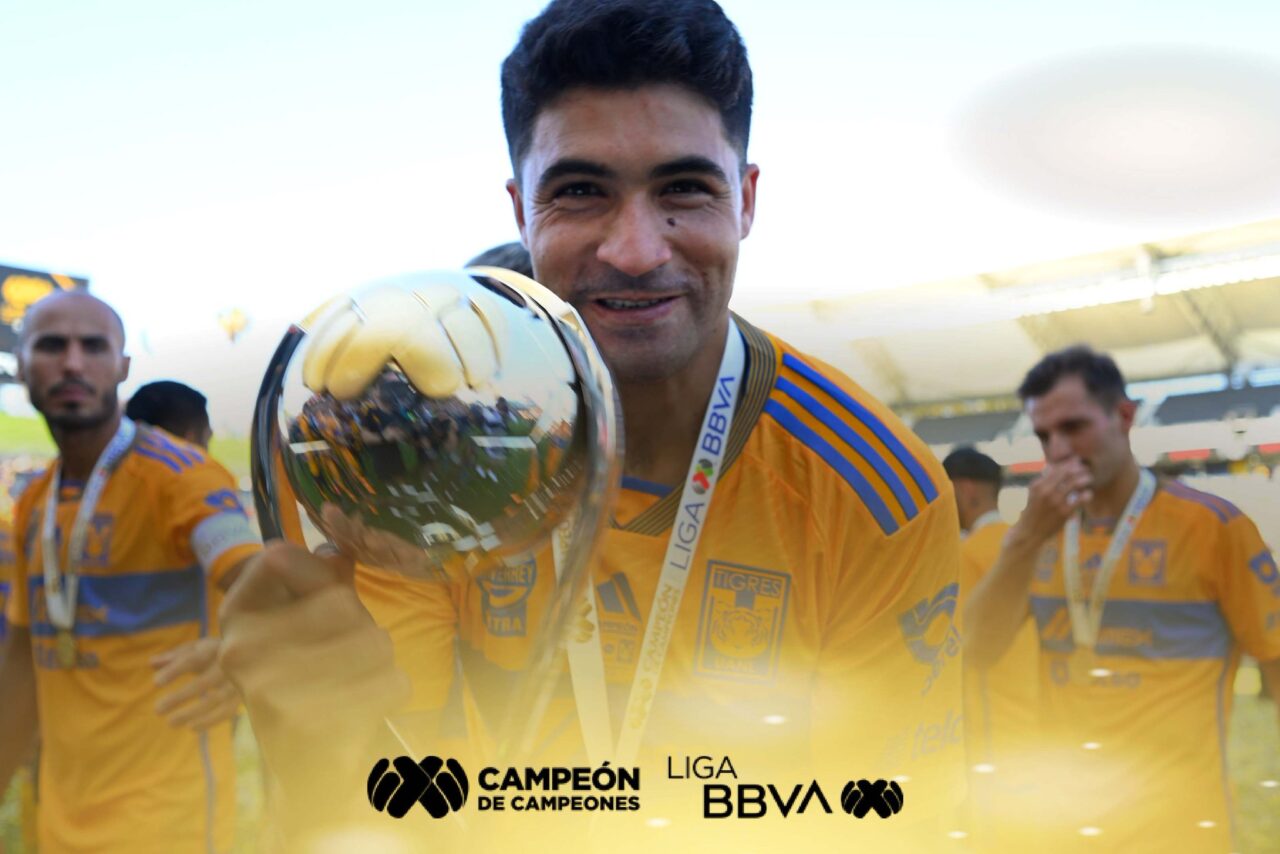 Campeón de campeones: gol y nuevo título para Nicolás Ibañez en México