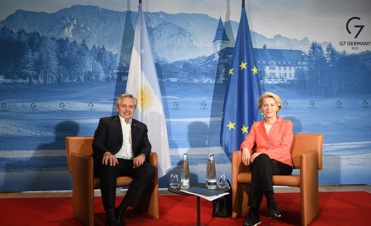 Acuerdo con el Mercosur: la presidente de la Comisión Europea se reúne con Alberto Fernández