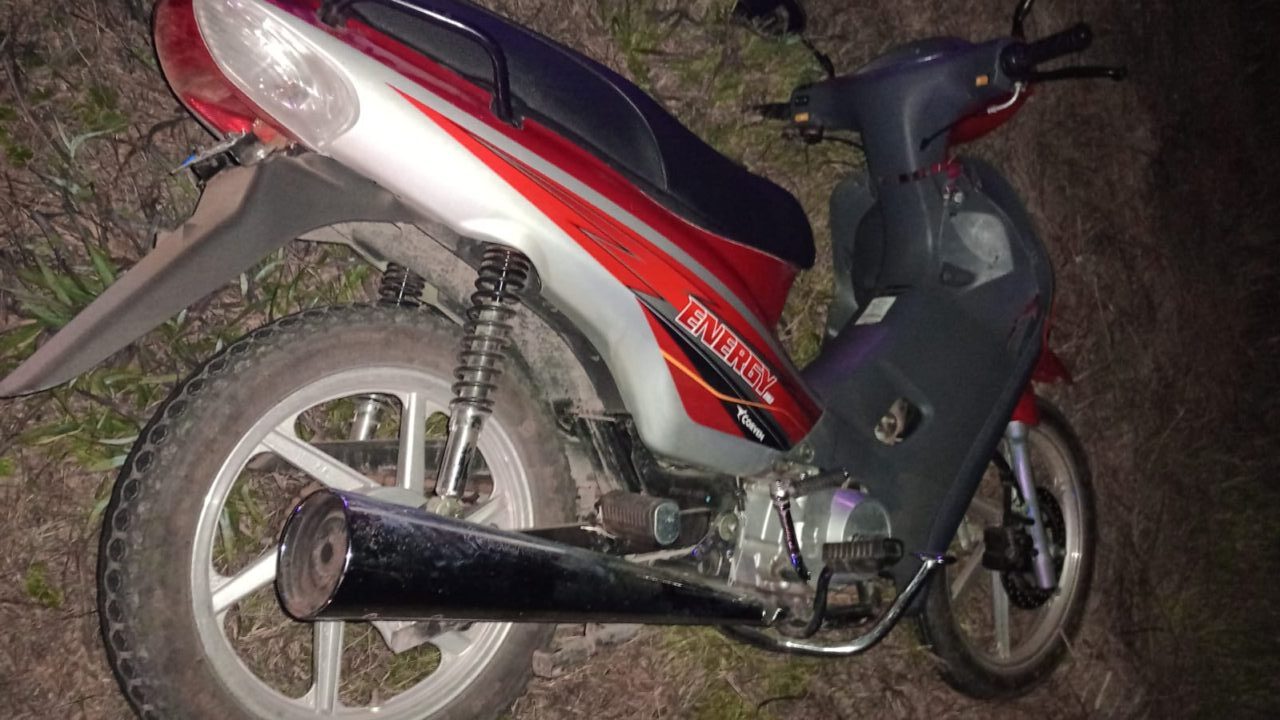 Un joven de 19 años fue arrestado por conducir una moto robada en Venado Tuerto 