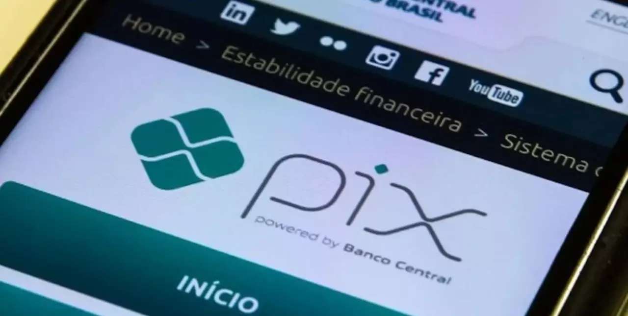 Comercios de Argentina podrán empezar a cobrar con Pix, el popular método de pago digital de Brasil