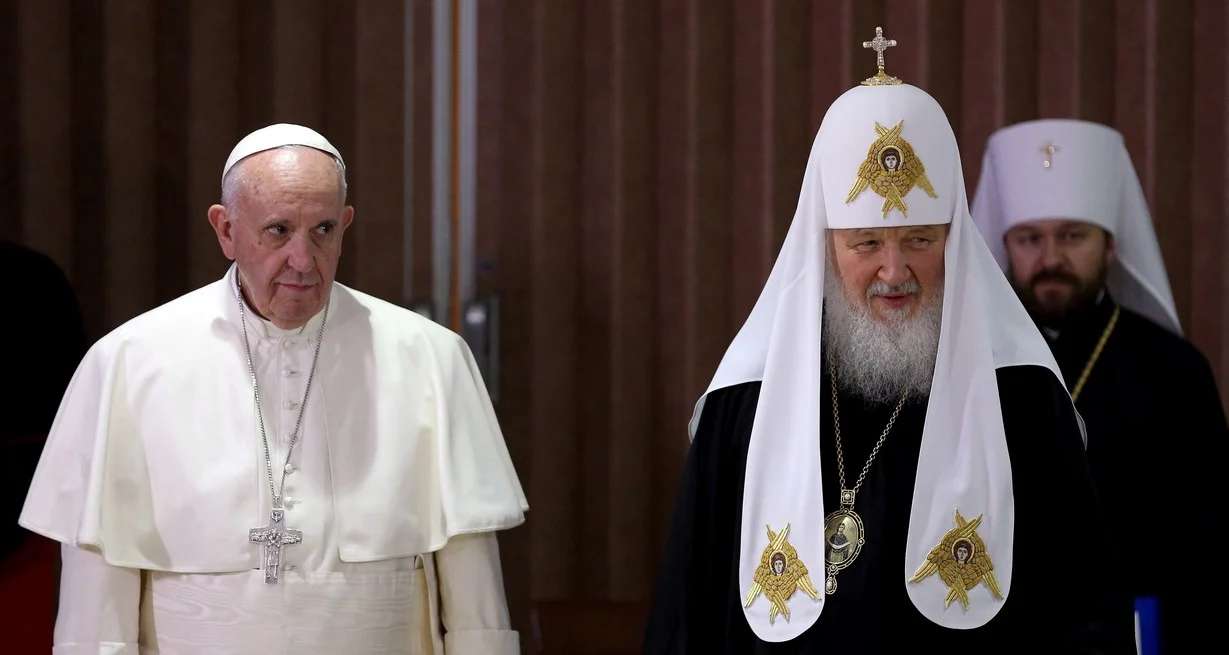 Francisco explora una nueva reunión con el Patriarca Cirilo