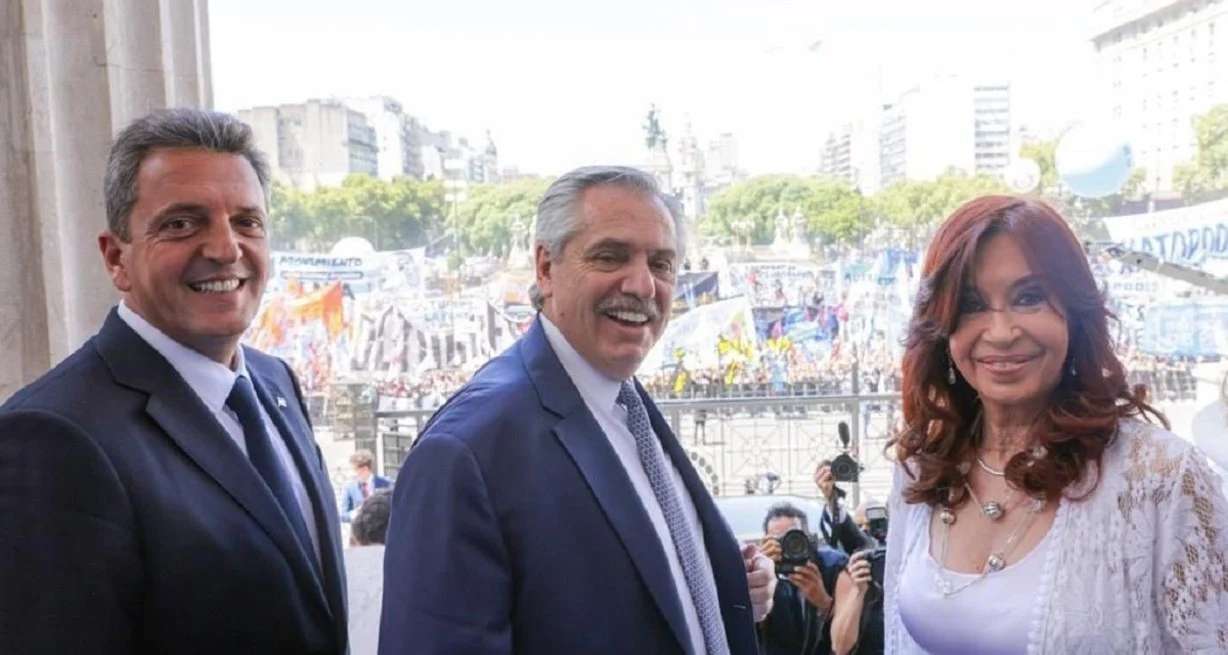 Con la presencia de Alberto Fernández, Cristina Kirchner y Sergio Massa, se inaugura el gasoducto Néstor Kirchner