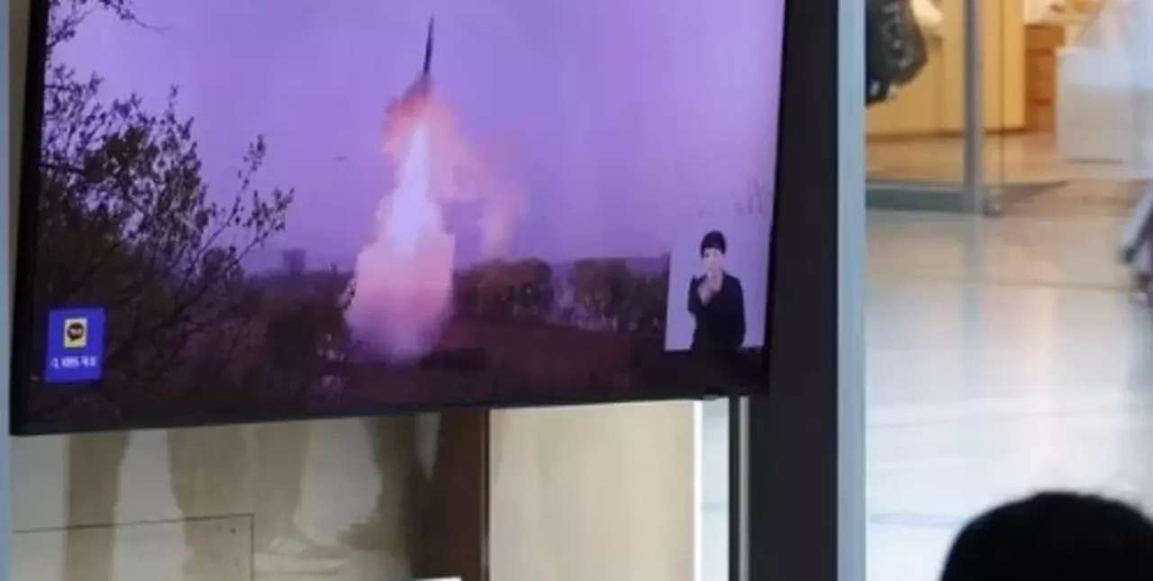 Corea del Norte lanzó un misil balístico intercontinental