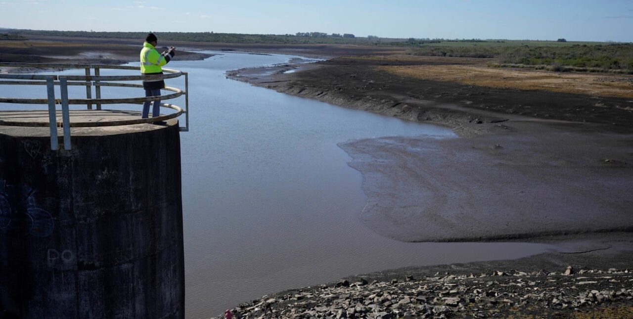 Uruguay busca aliviar la sequía con agua de Argentina y Brasil