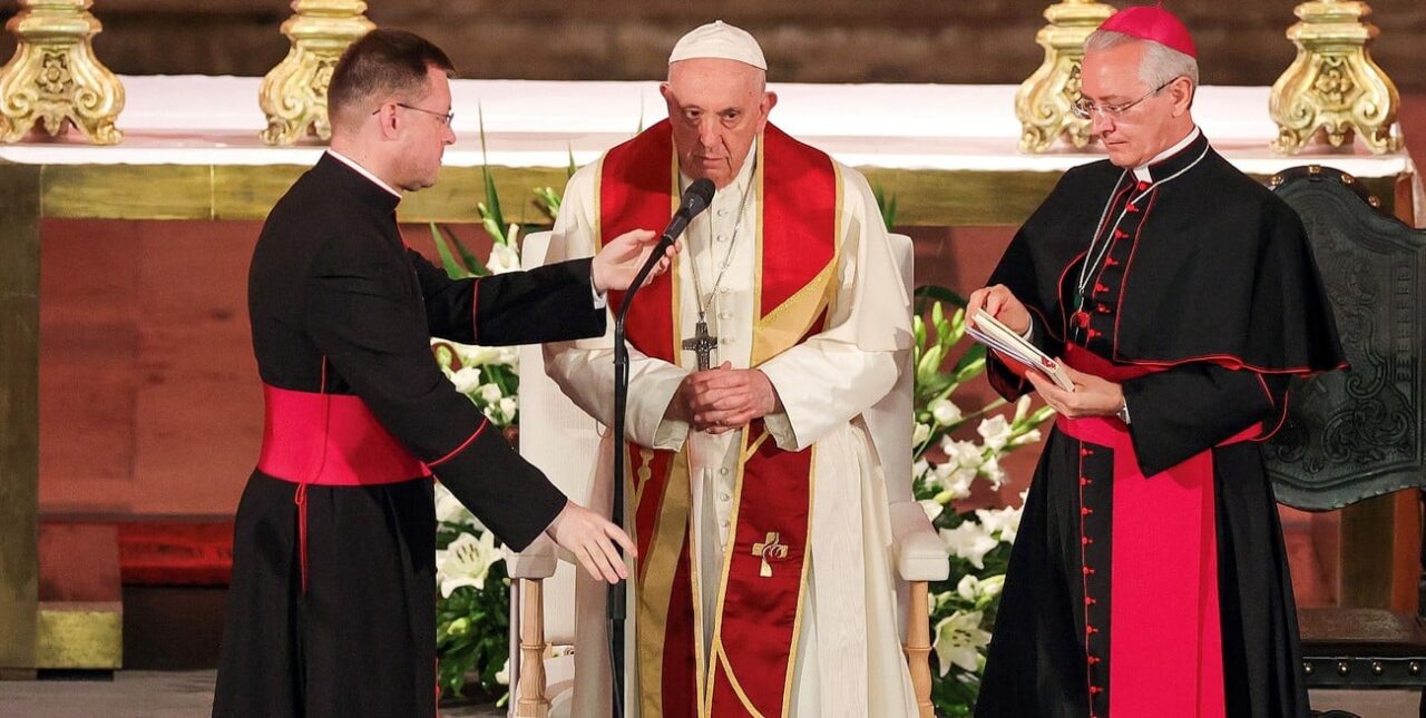 El Papa Francisco dijo que la Iglesia necesita “purificarse de los abusos”