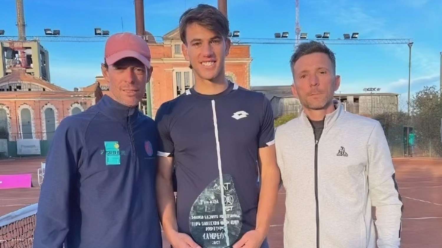 El joven tenista venadense sigue sumando experiencias y títulos en su carrera