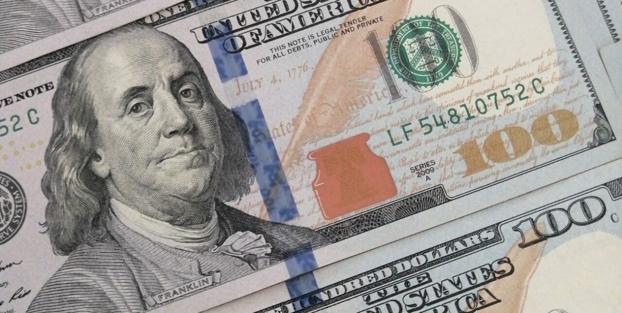 Dólar: a cuánto se vende tras la última medida adoptada por el Gobierno