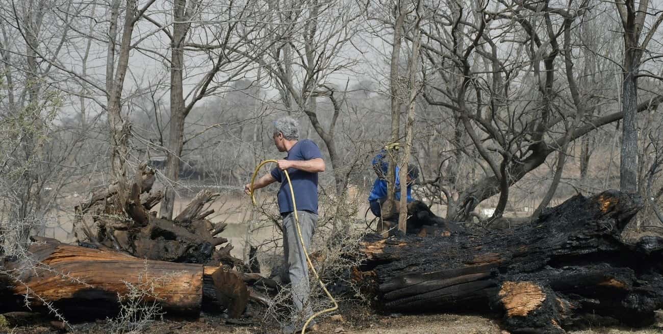 Incendio forestal en San Luis obligó a evacuar a residentes de El Trapiche