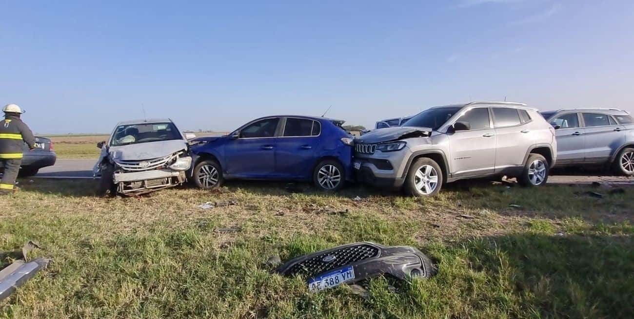 El choque donde se involucraron más de 30 autos dejó una víctima fatal.