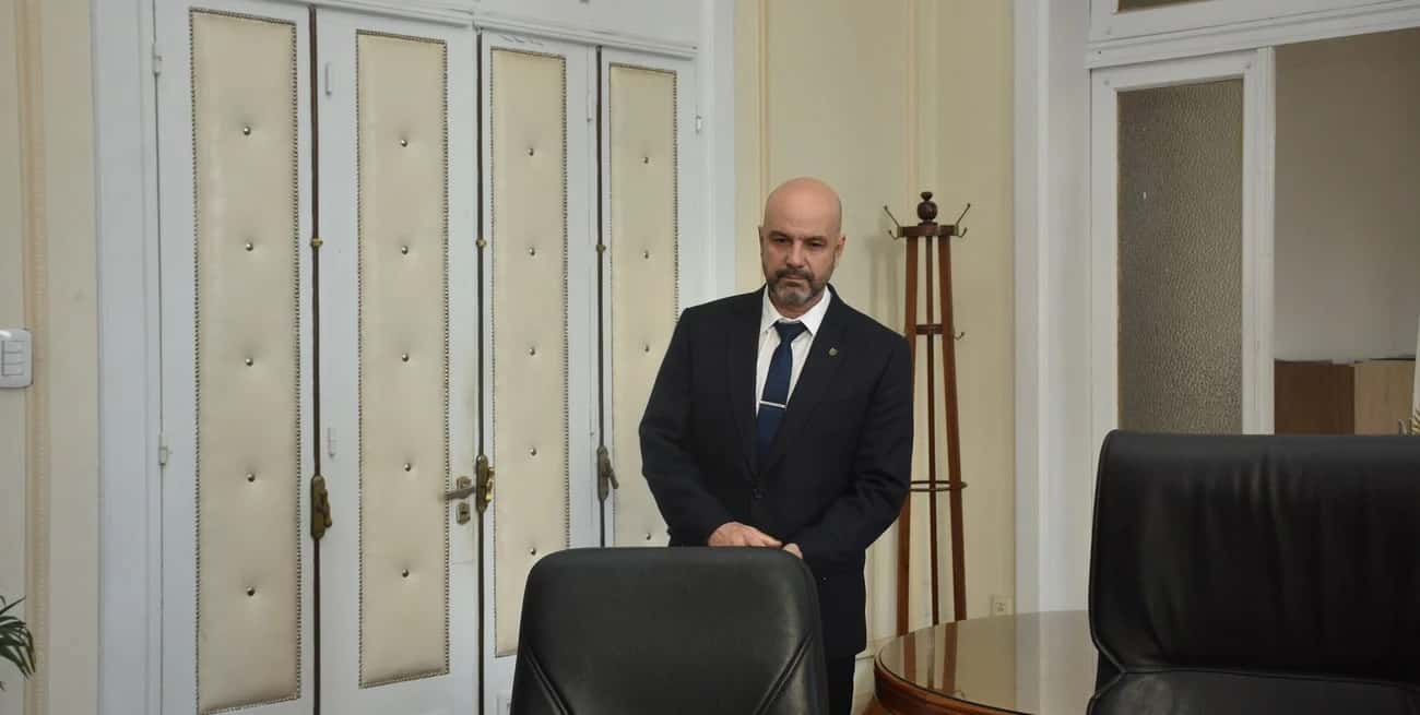 El ministro de Seguridad, Claudio Brilloni, será el anfitrión de un nuevo encuentro preparatorio del recambio institucional. Crédito: Flavio Raina.