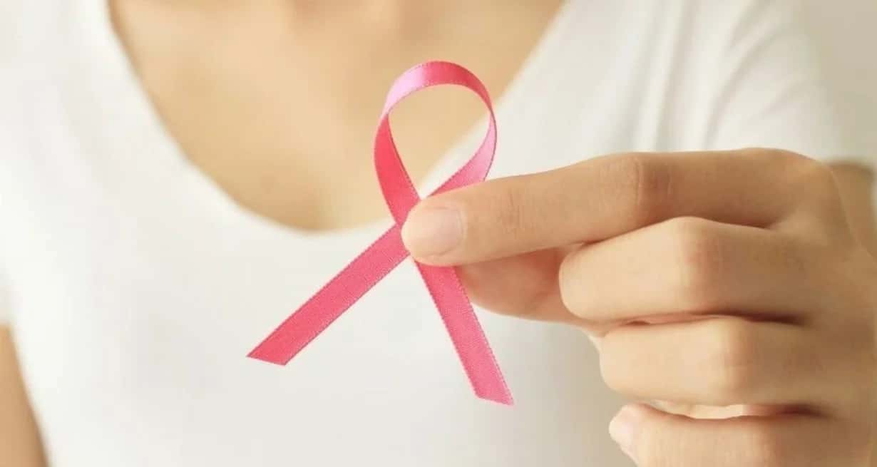 El cáncer de mama tiene un riesgo de recaída especialmente alto: hasta un 23% de las pacientes de cáncer de mama experimentan una recidiva dentro de los primeros cinco años tras el tratamiento.