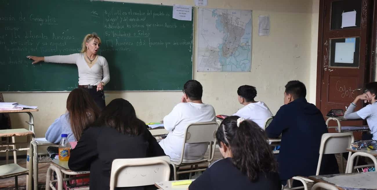 Santa Fe: en los últimos cuatro años bajó el abandono escolar en secundaria