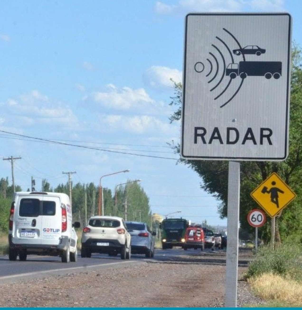 Se trata de la instalación de cuatro radares fijos sobre las rutas nacionales y uno móvil para el ejido urbano venadense.
