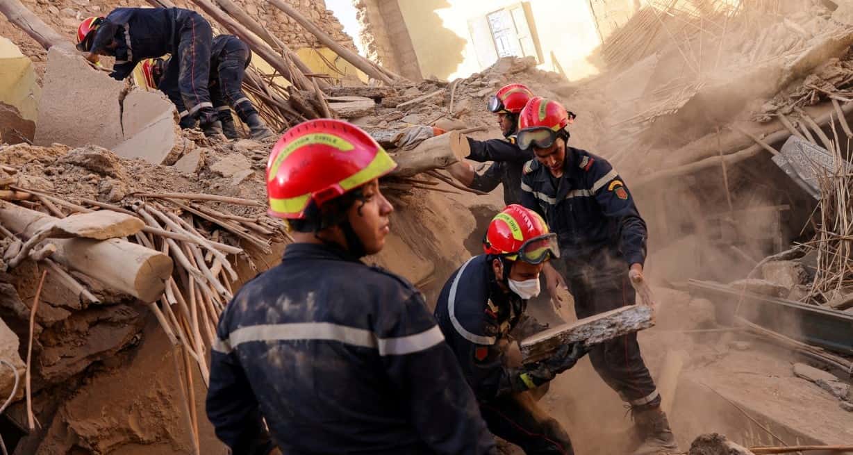 Marruecos: al menos 2.100 personas ya han muerto por el terremoto