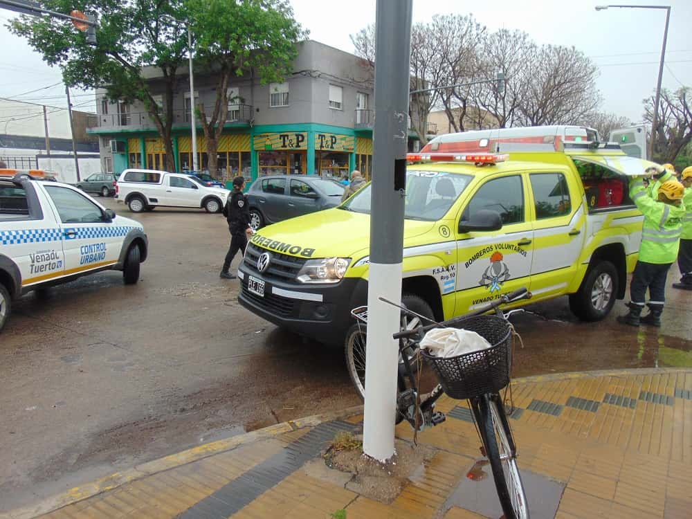 Accidente en Estrugamou y Saenz Peña.
