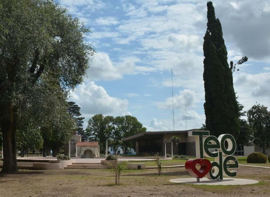 Plaza Ituzaingó, de Teodelina. Foto Facebook
