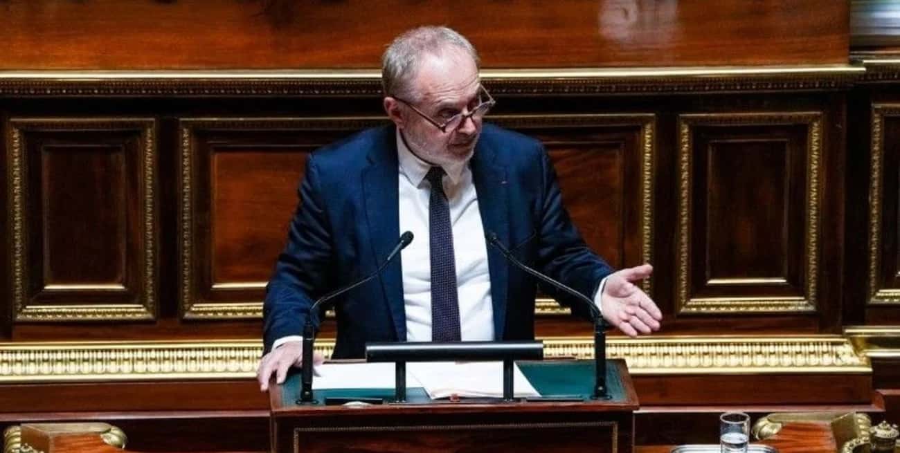 Francia: acusan a un senador de drogar a una diputada para abusar sexualmente de ella